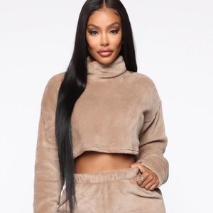 Crop Turtleneck Sweatshirt Fashion Nova